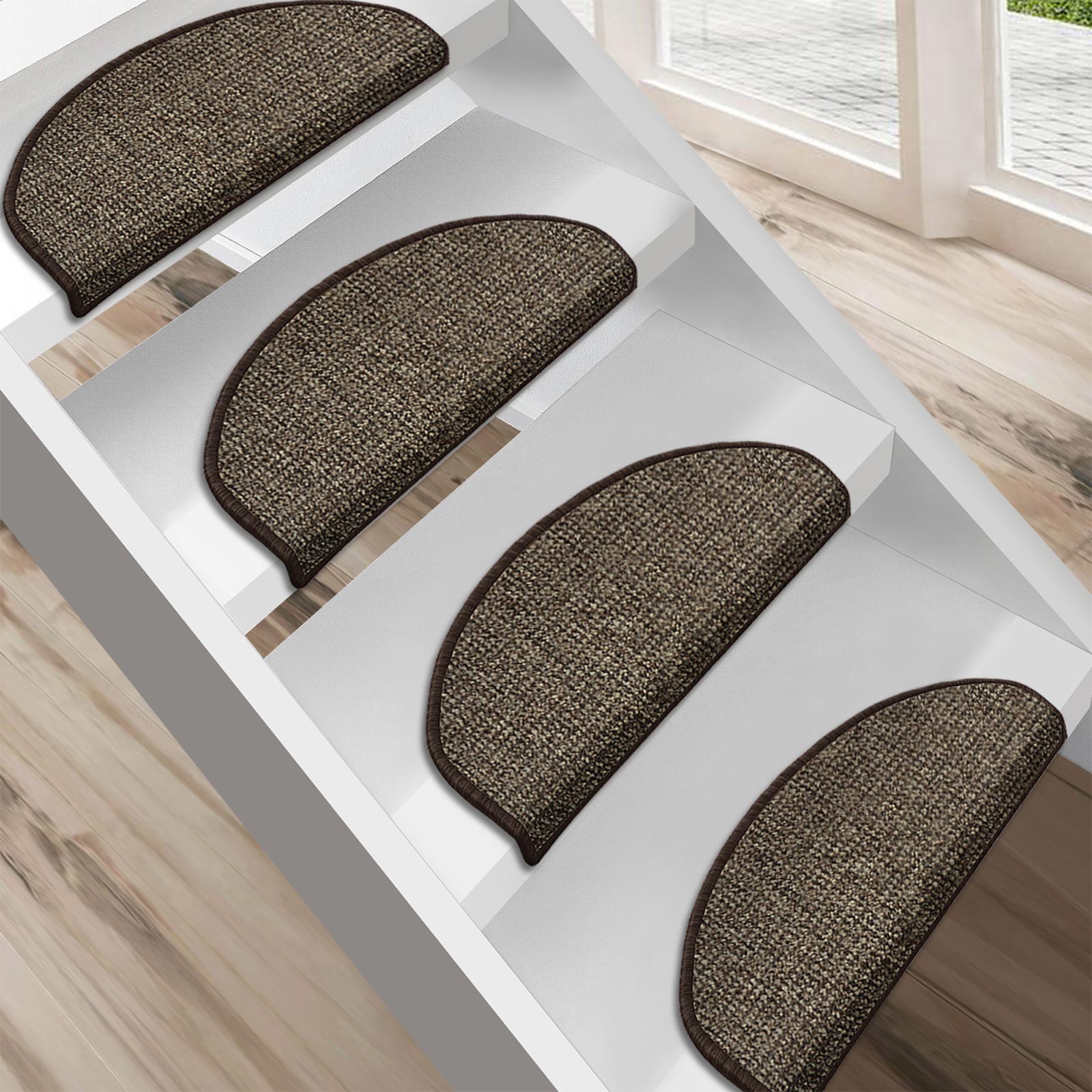 Stufenmatte Carlton Halbrund oder Eckig Erhältlich in 5 Farben | Braun