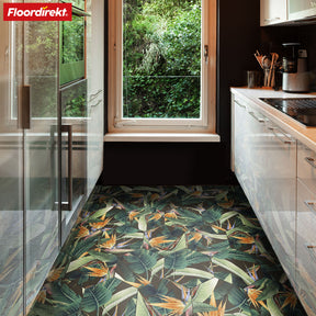 3D CV-Belag | Strelitzia 536M | Vinyl-Bodenbelag mit tropischem Design in realistischer Fliesenoptik